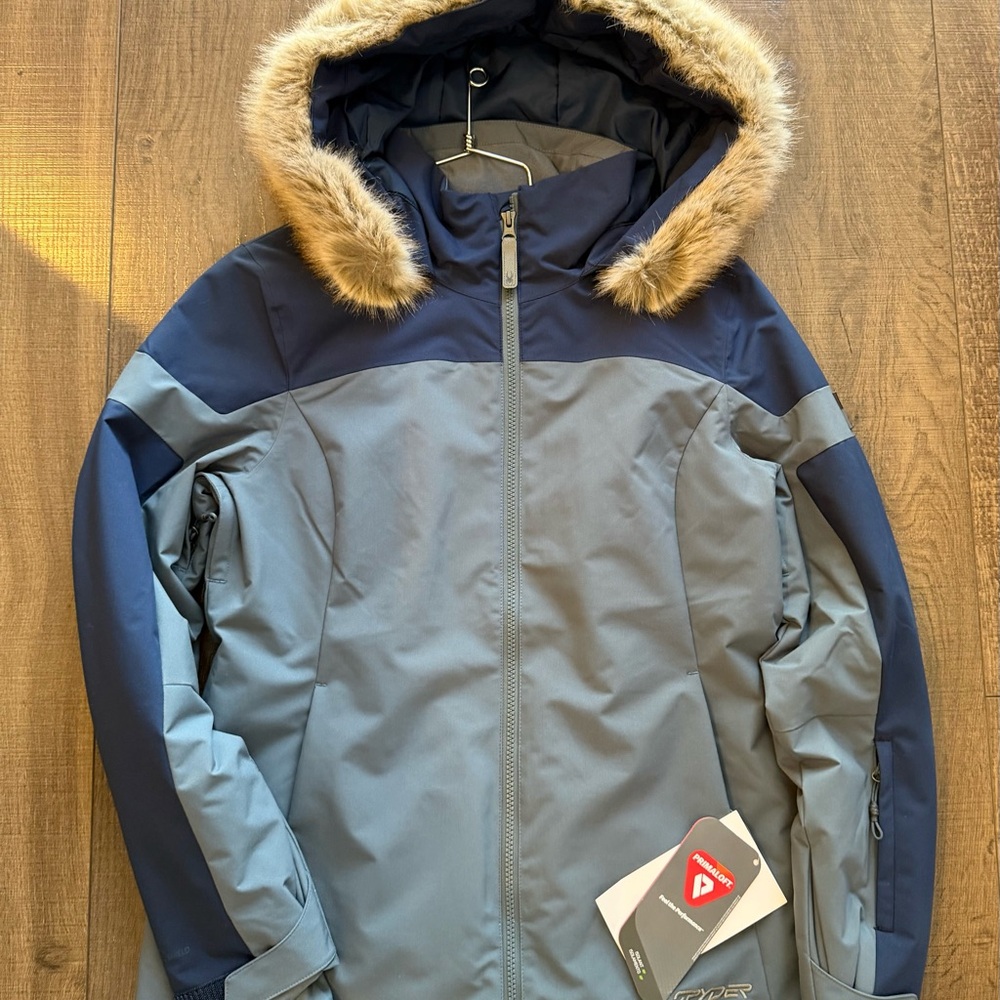 Brand New Spyder Women’s Vida Jacket with Fur Hood and tags
